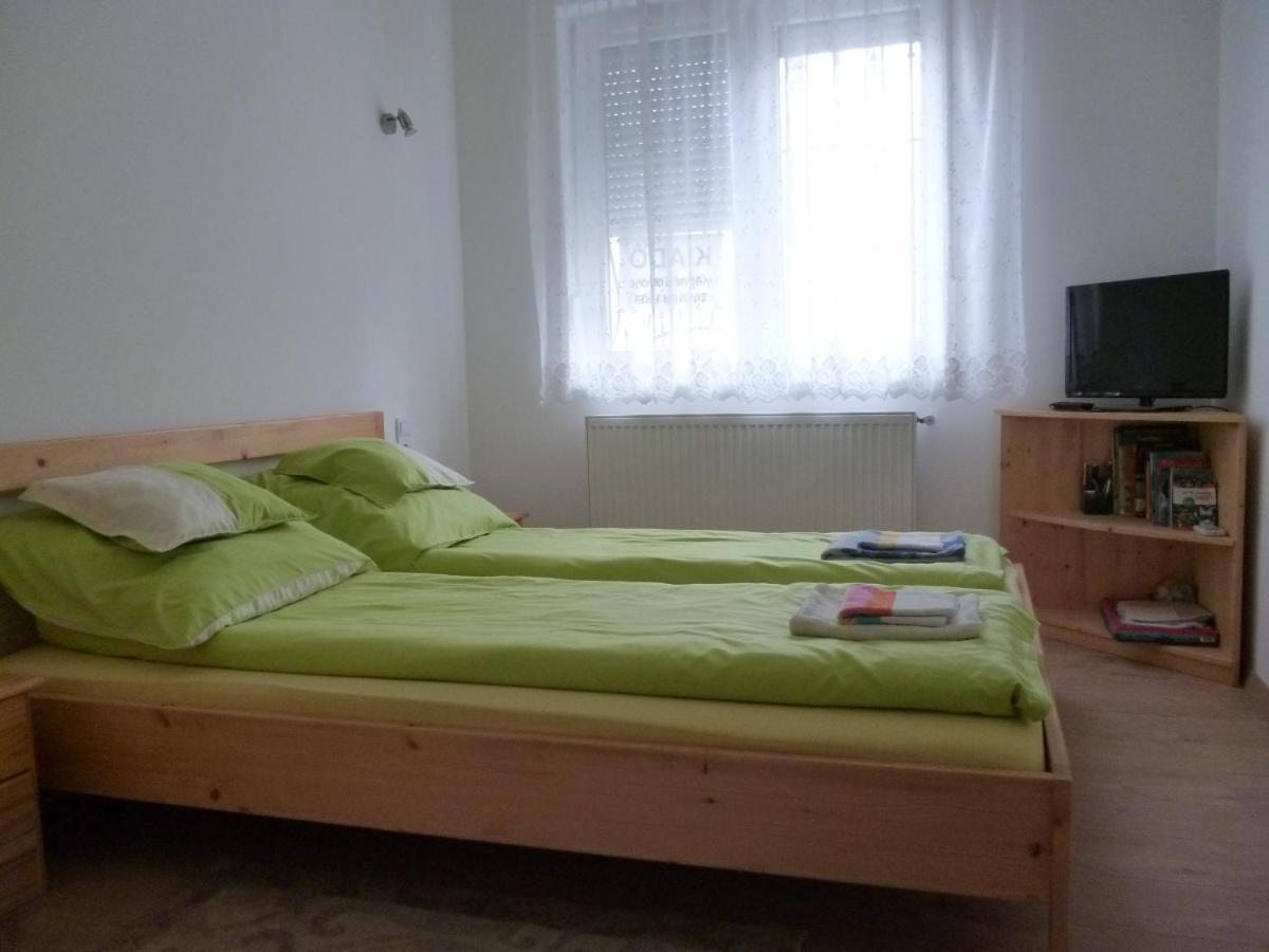 Apartamento Keresztmama Háza Hajdúszoboszló Exterior foto
