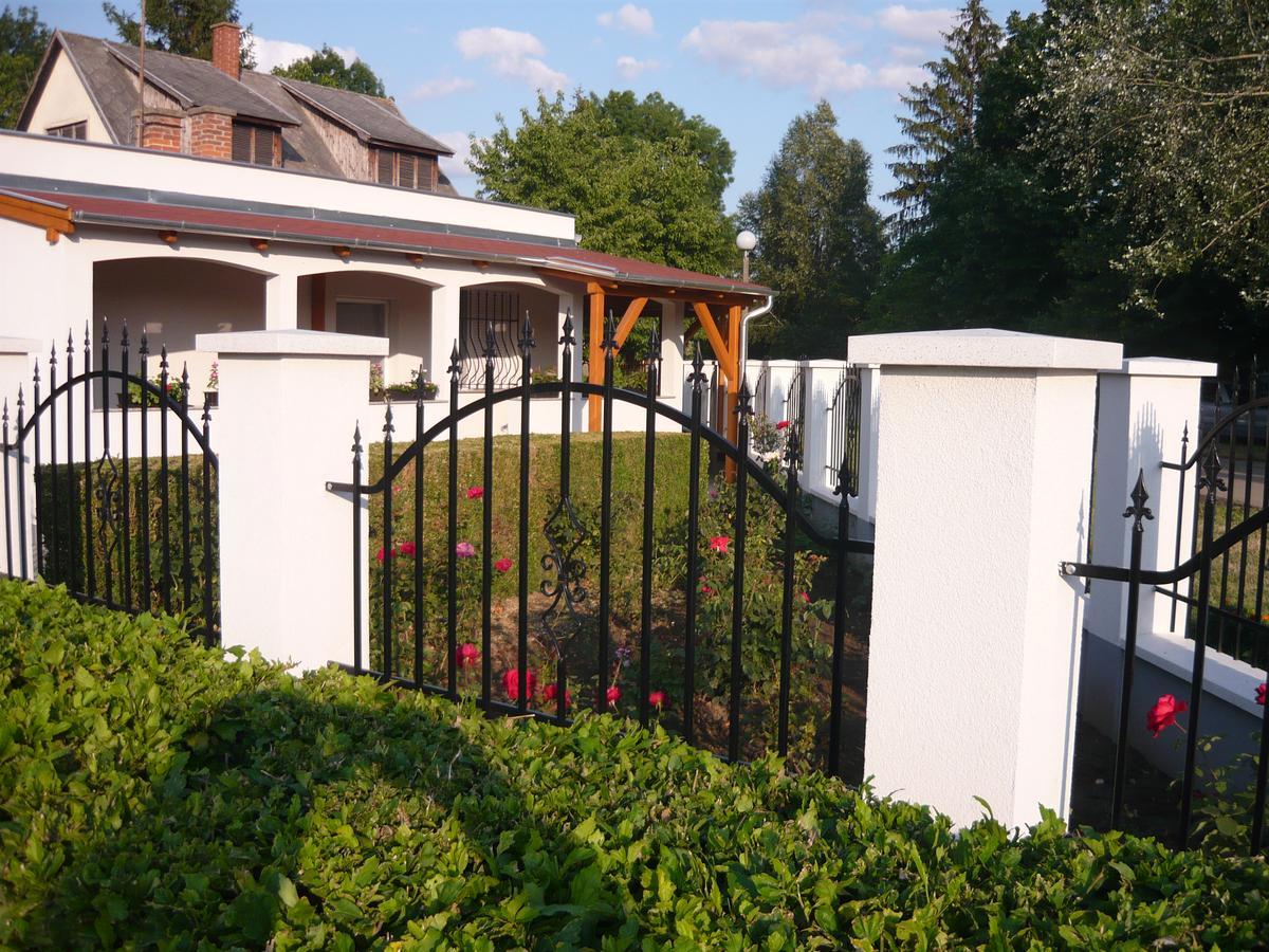 Apartamento Keresztmama Háza Hajdúszoboszló Exterior foto