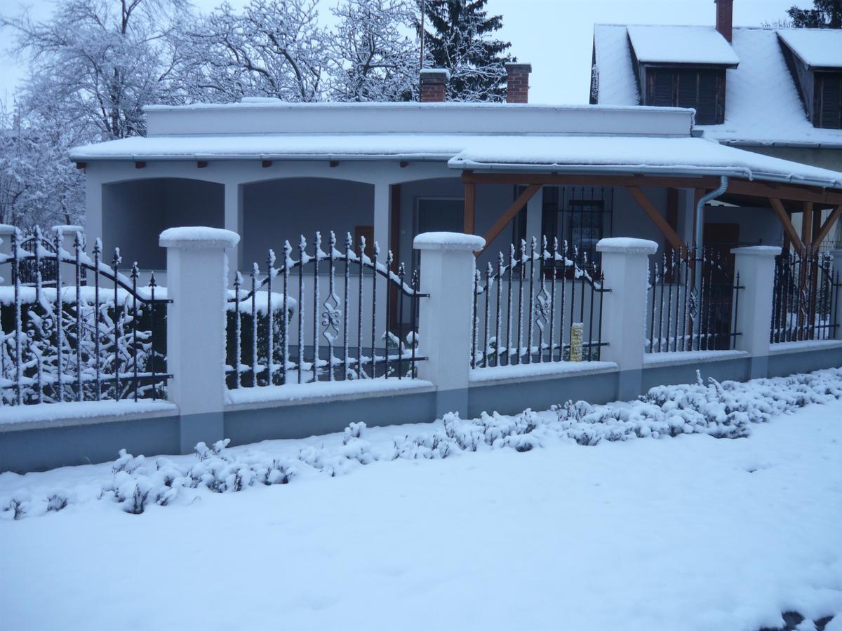 Apartamento Keresztmama Háza Hajdúszoboszló Exterior foto